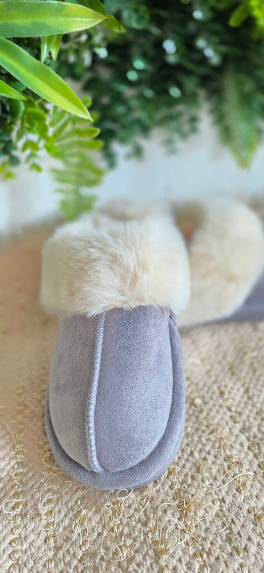 Chaussons fausse fourrure